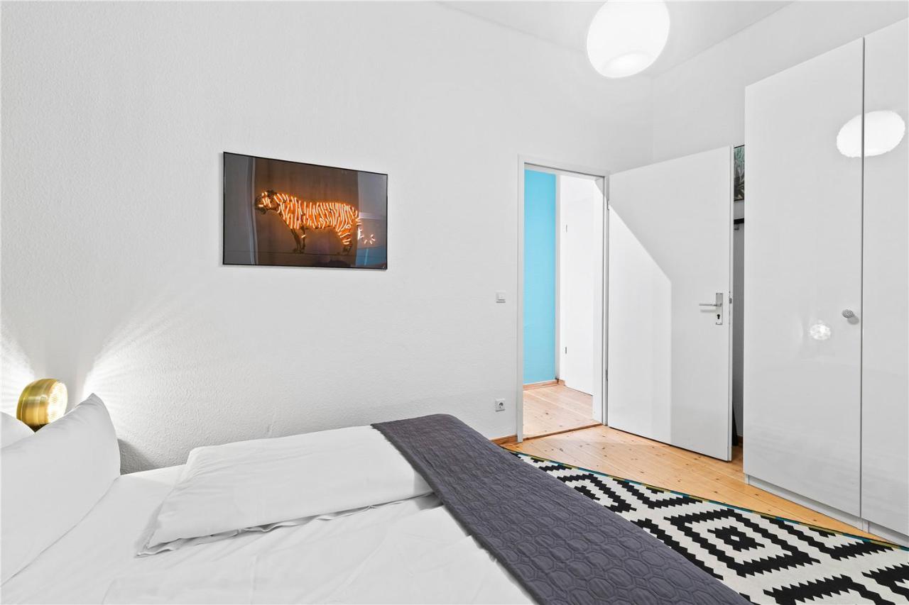 Holiday 33 Apartments Efg Schoenhauser Allee Mit Balkon Berlin Bagian luar foto