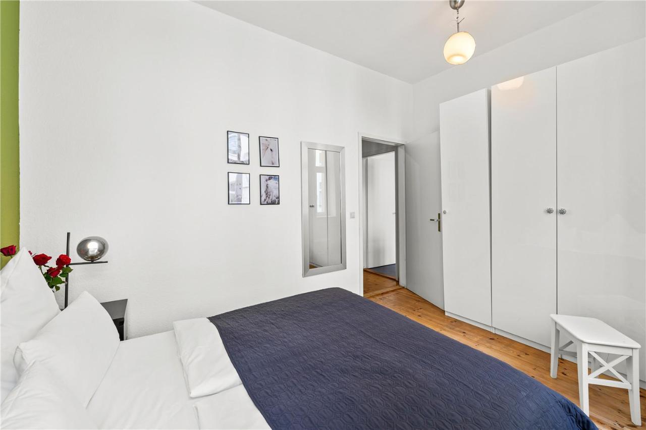 Holiday 33 Apartments Efg Schoenhauser Allee Mit Balkon Berlin Bagian luar foto
