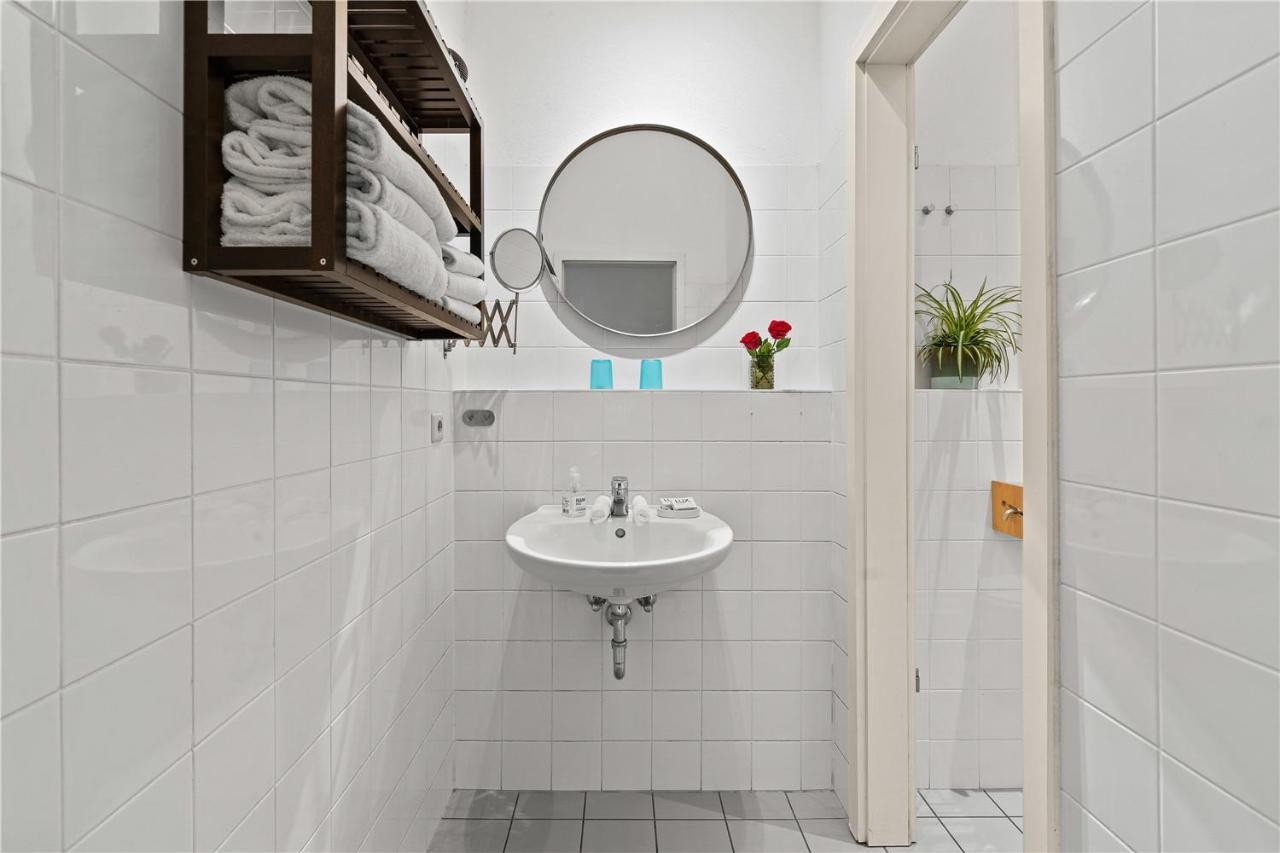Holiday 33 Apartments Efg Schoenhauser Allee Mit Balkon Berlin Bagian luar foto